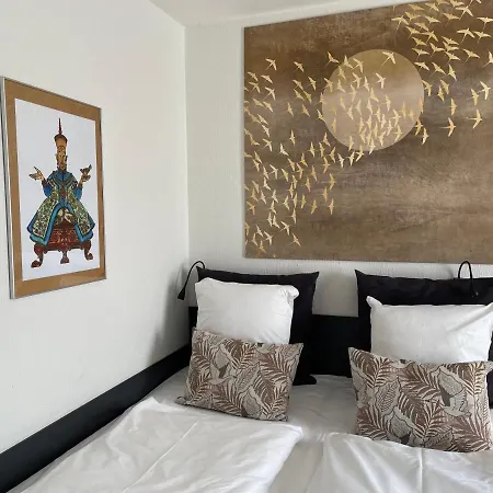 Nattergalen 3* Odense