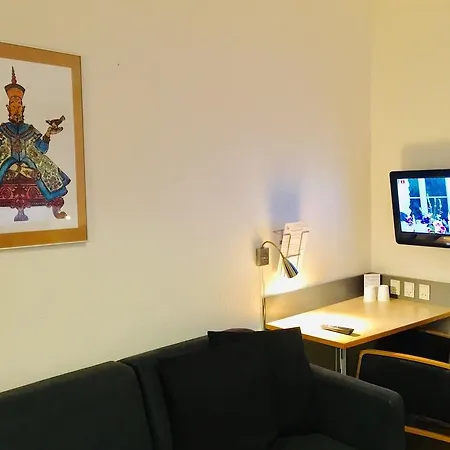 Nattergalen Hotel