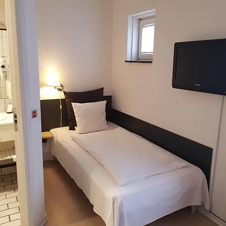 Nattergalen Hotel 3*