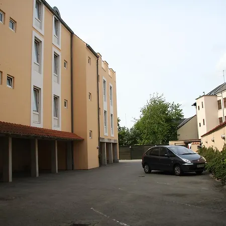 Hotel Nattergalen 3*